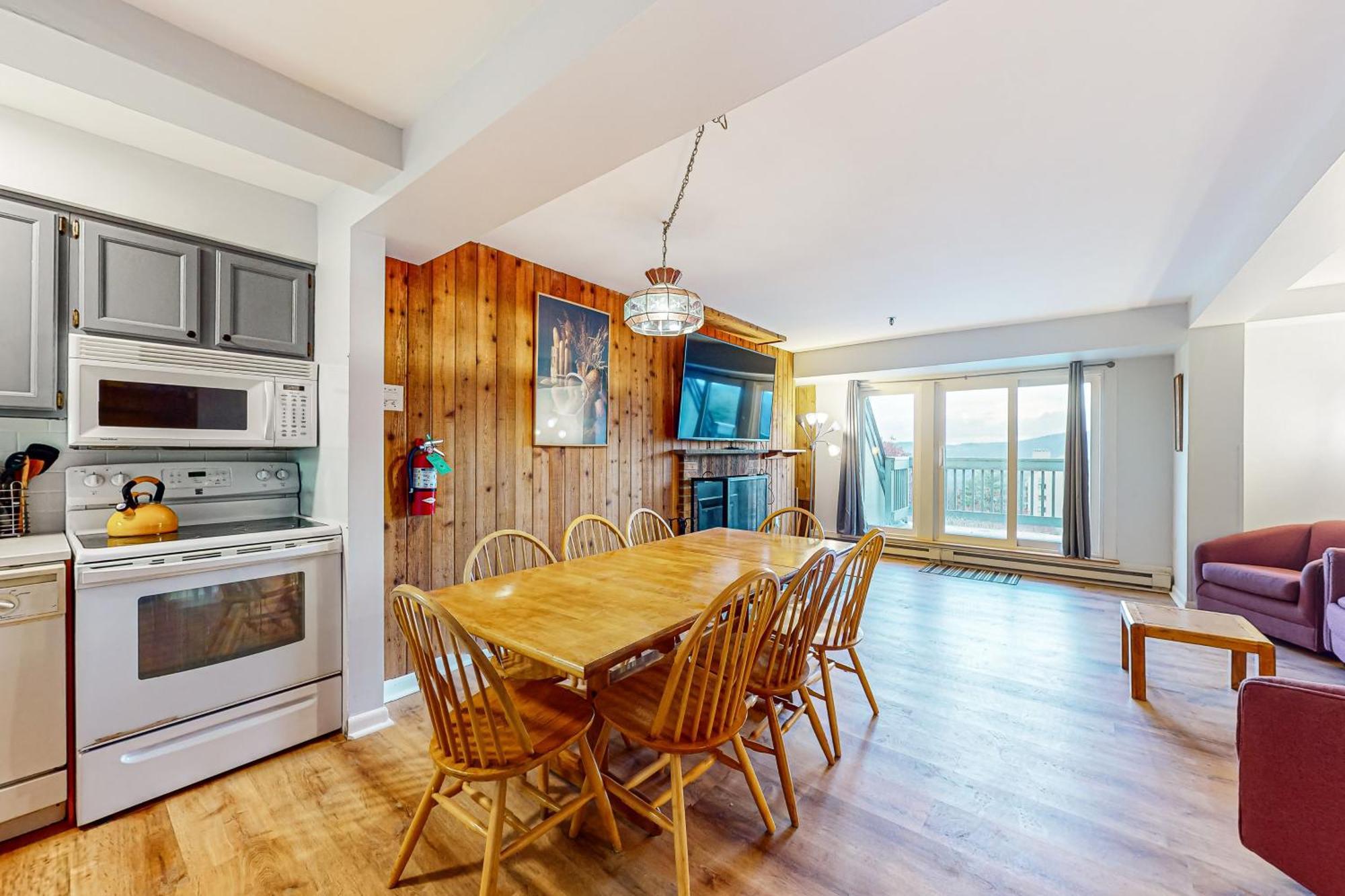 Mountain Green Killington Room photo